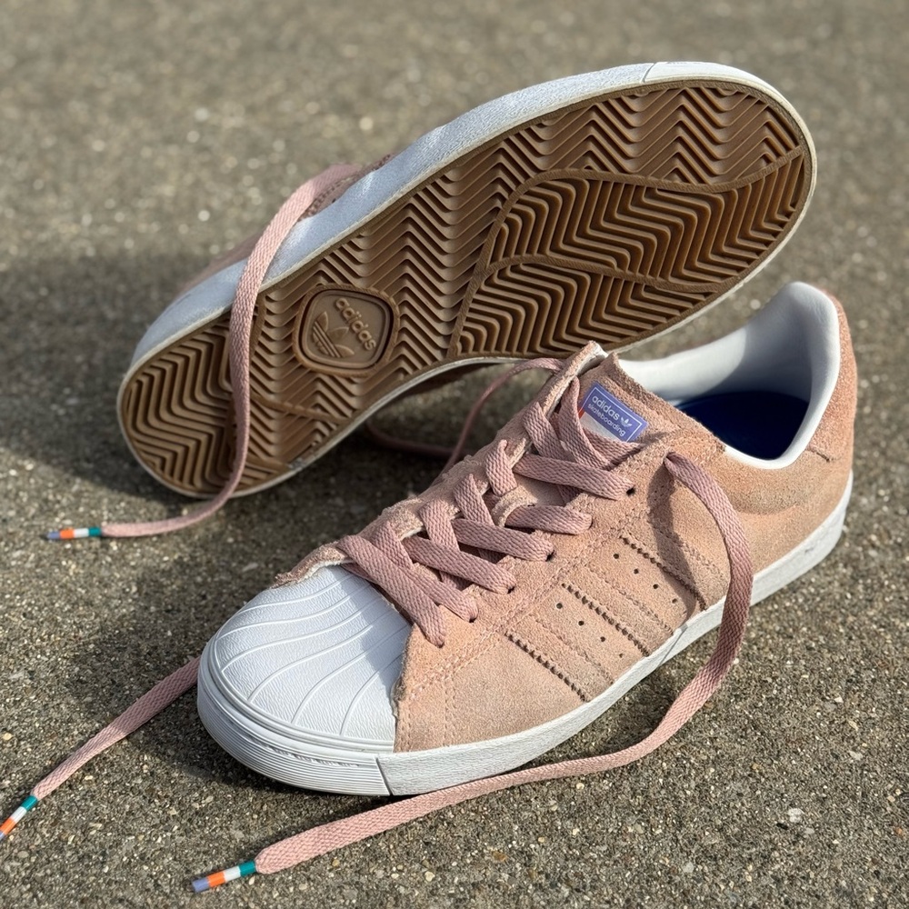 Adidas Men's Superstar Skateboarding Shoes 6.5 Pale Pink Suede Sneakers CG4839